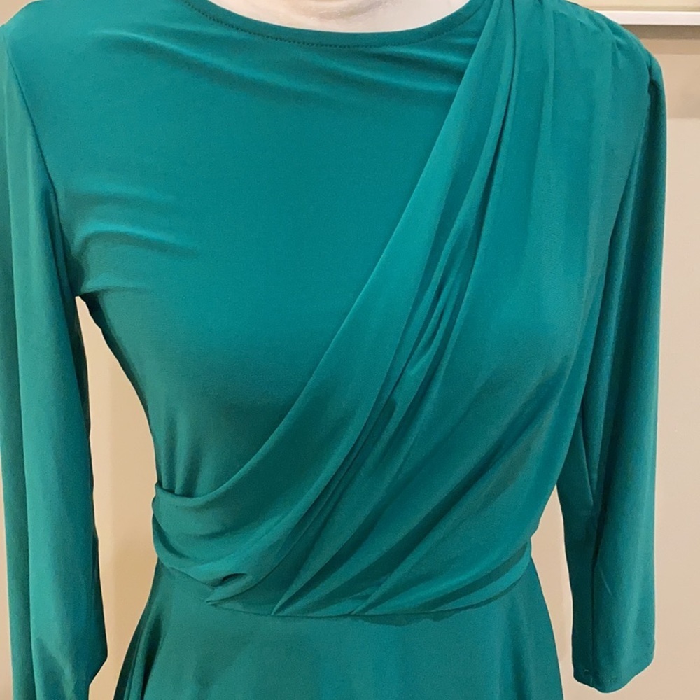 Tash and Sophie green dress - Picture 3 of 5